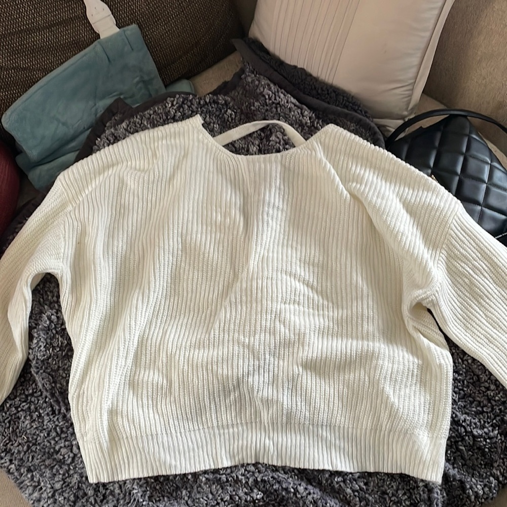 OPEN BACK SWEATER